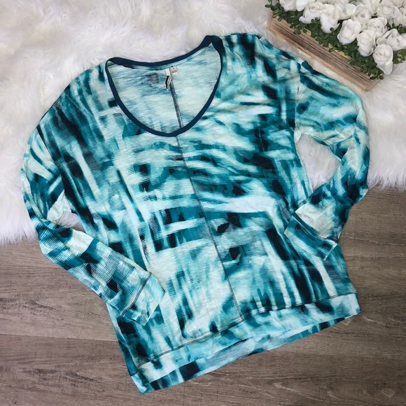 Calvin Klein Jeans Tops - Calvin Klein Baby Blue Long Sleeve Shirt D9